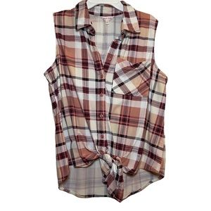 Plaid Short-Sleeve Button-Up